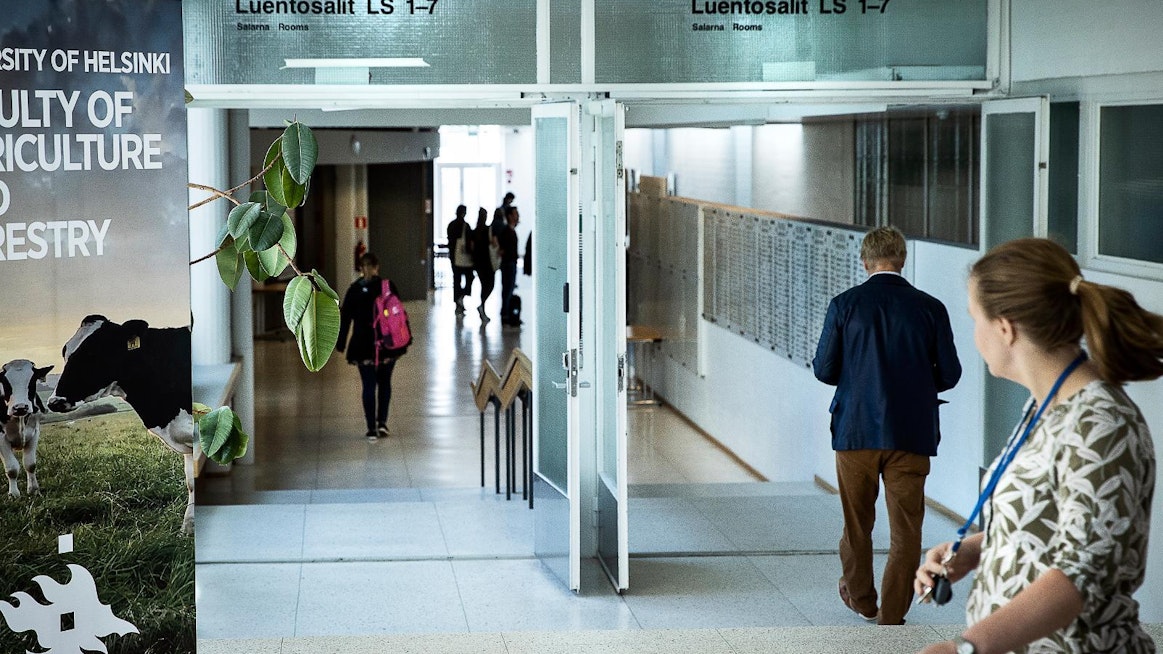 Yliopistojen tehtävä on harjoittaa korkeatasoista tutkimusta ja siihen perustuvaa laadukasta opetusta. Yliopistot ovat koulutusjärjestelmämme kansainvälisin osa ja siten kansainvälisen kilpailun kohteena aivan kuten elinkeinoelämämmekin, kirjoittaa Riikka Heikinheimo.