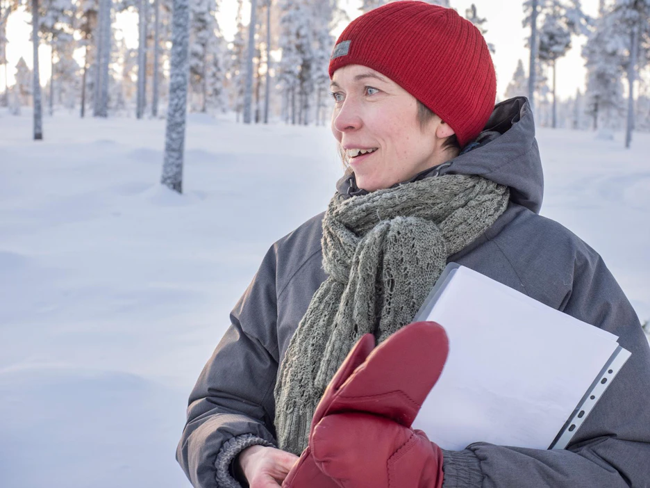 Annakaisa Heikkonen Ylä-Lapin metsänhoitoyhdistyksestä on hyvillään, että moni paliskunta ei pidä pienmetsänomistajien toimintaa haitallisena poronhoidolle.