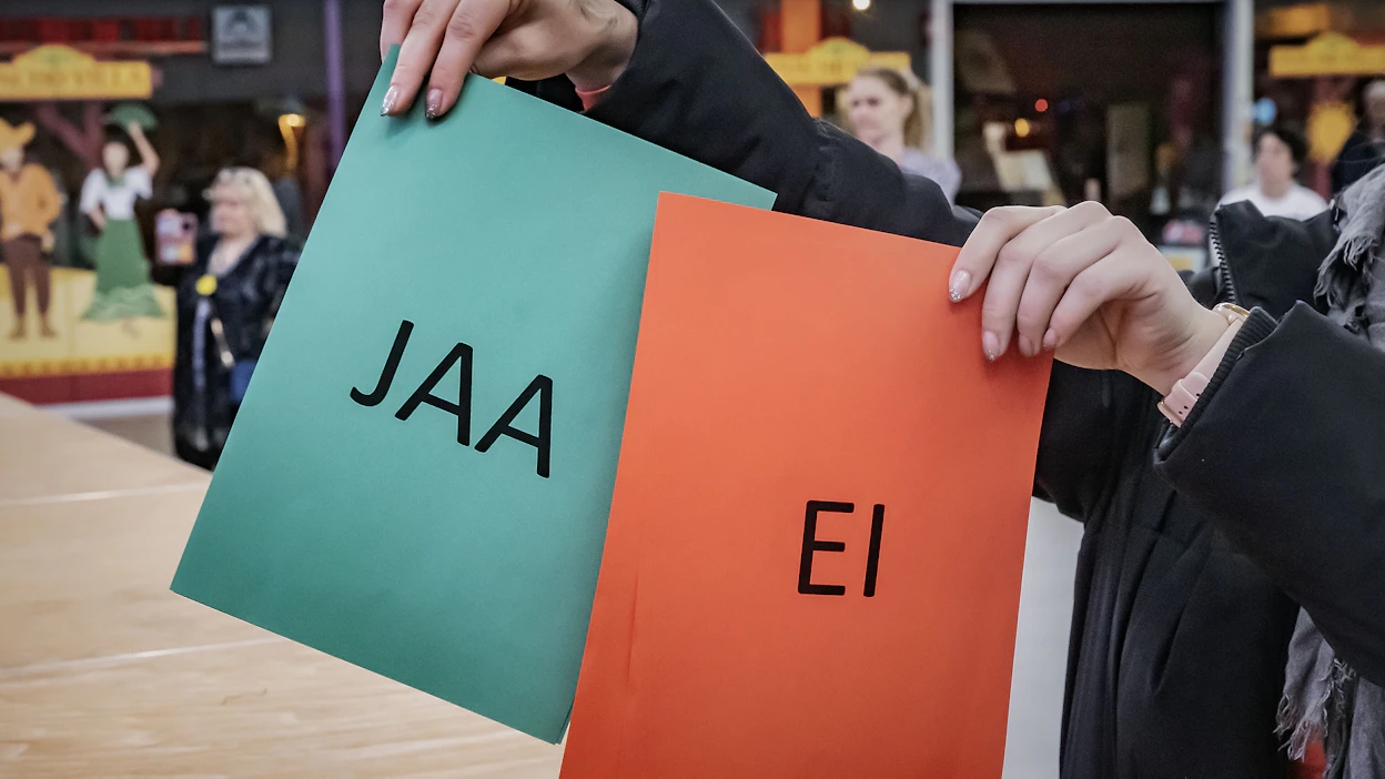 Yhteiskunnan polarisoituminen on Osmo Niemisen mielestä johtanut myös politiikan teon muutokseen.