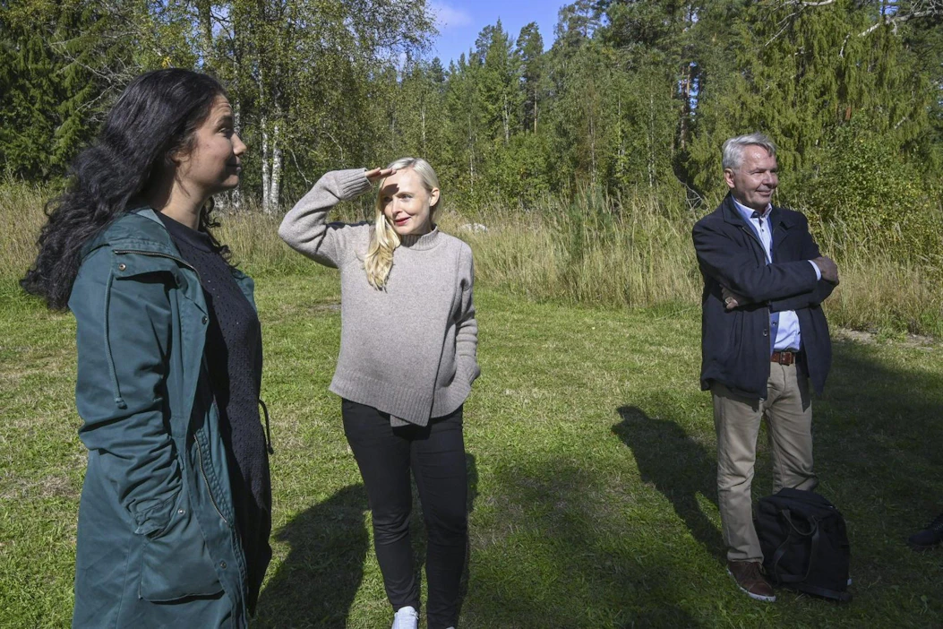 Vihreän eduskuntaryhmän kesäkokoukseen Evon retkeilyalueella osallistuvat muun muassa eduskuntaryhmän puheenjohtaja Emma Kari (vas.), puolueen puheenjohtaja Maria Ohisalo ja ulkoministeri Pekka Haavisto.