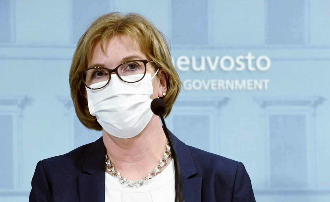 Eduskuntapuolueiden puoluesihteerit ovat neuvotelleen kuntavaalien ajankohdasta oikeusministeri Anna-Maja Henriksson (r.) johdolla.