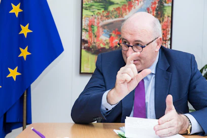Maatalouskomissaari Phil Hogan uskoo luonnonhaittakorvauksien säilyvän myös uudessa maatalouspolitiikassa.