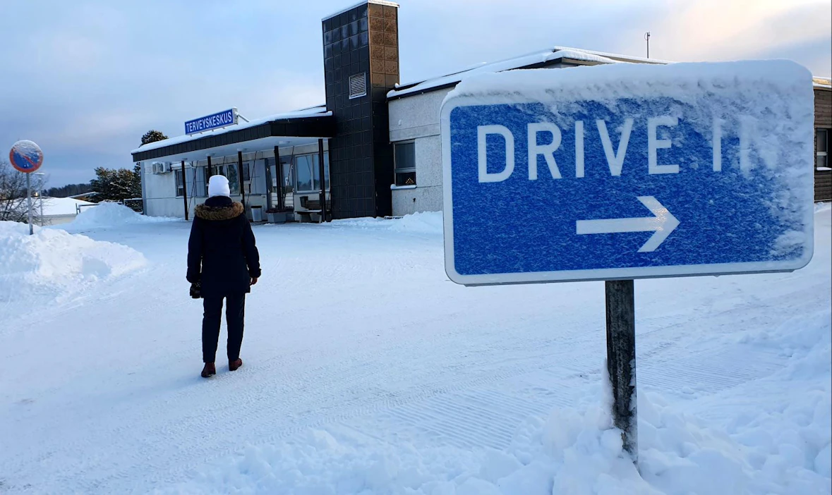 MT:n haastattelemat aluevaaliehdokkaat painottavat haja-asutusalueiden terveyspalveluiden ja pelastustoimen turvaamista ja vahvistamista. Moni näkee ratkaisuksi liikkuvat terveydenhoitopalvelut, jotka pysähtyvät säännöllisesti joka kolkkaan.