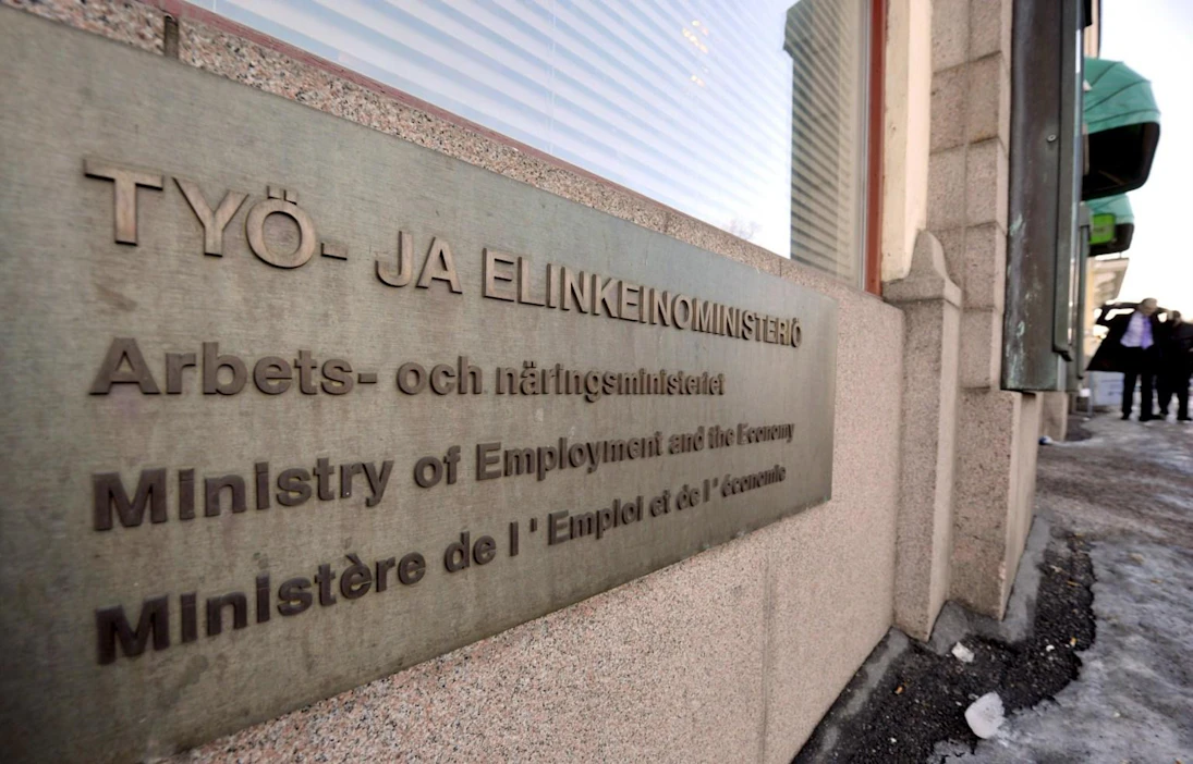 Esityksen uudesta yleistuesta on valmistellut työ- ja elinkeinoministeriö. LEHTIKUVA / Kimmo Mäntylä