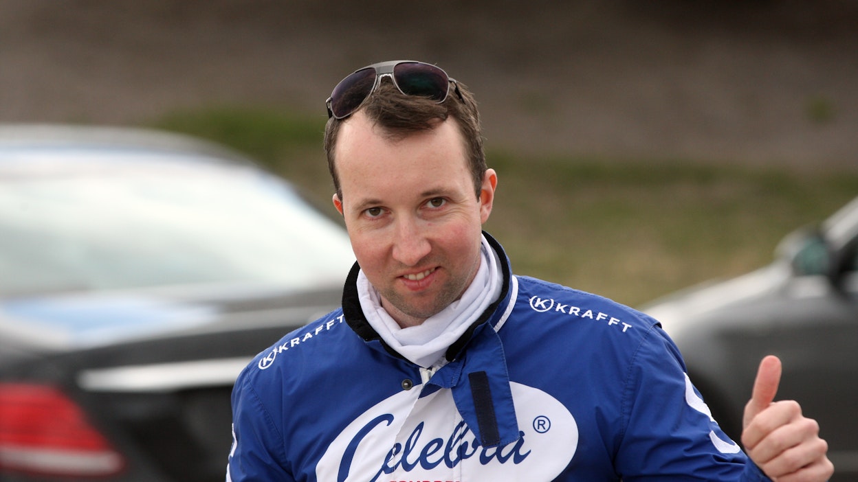 Rikard N Skoglun on ohjastanut urallaan lähemmäs 1300 voittoa.