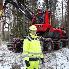 Arto Nygård on aloittanut puunkorjuun Stora Enson korjuukumppanina Länsi-Suomessa.