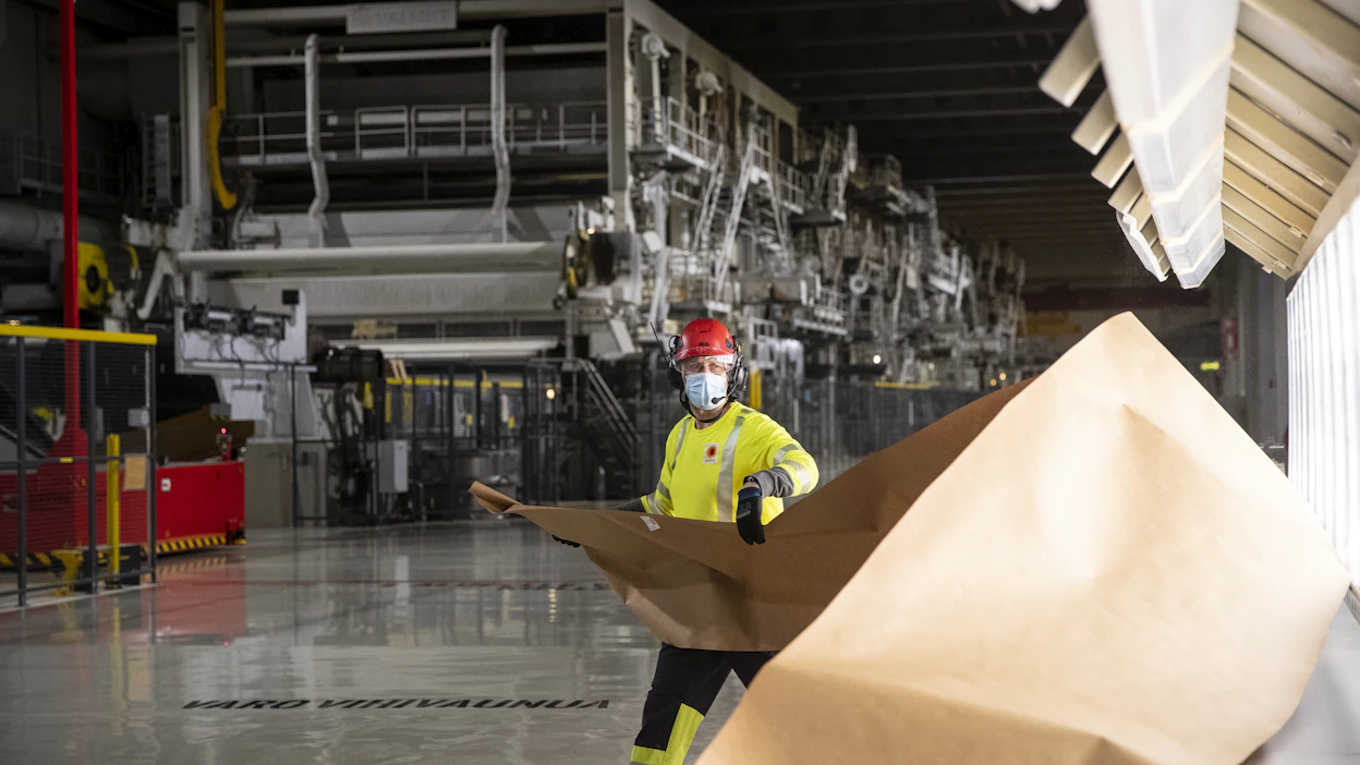 Stora Enso suunnittelee Oulussa myös toisen hienopaperikoneen muuttamista kartonkikoneeksi. Nyt Oulussa tehdään kraftlineriä eli aaltopahvin pintakerrosta.