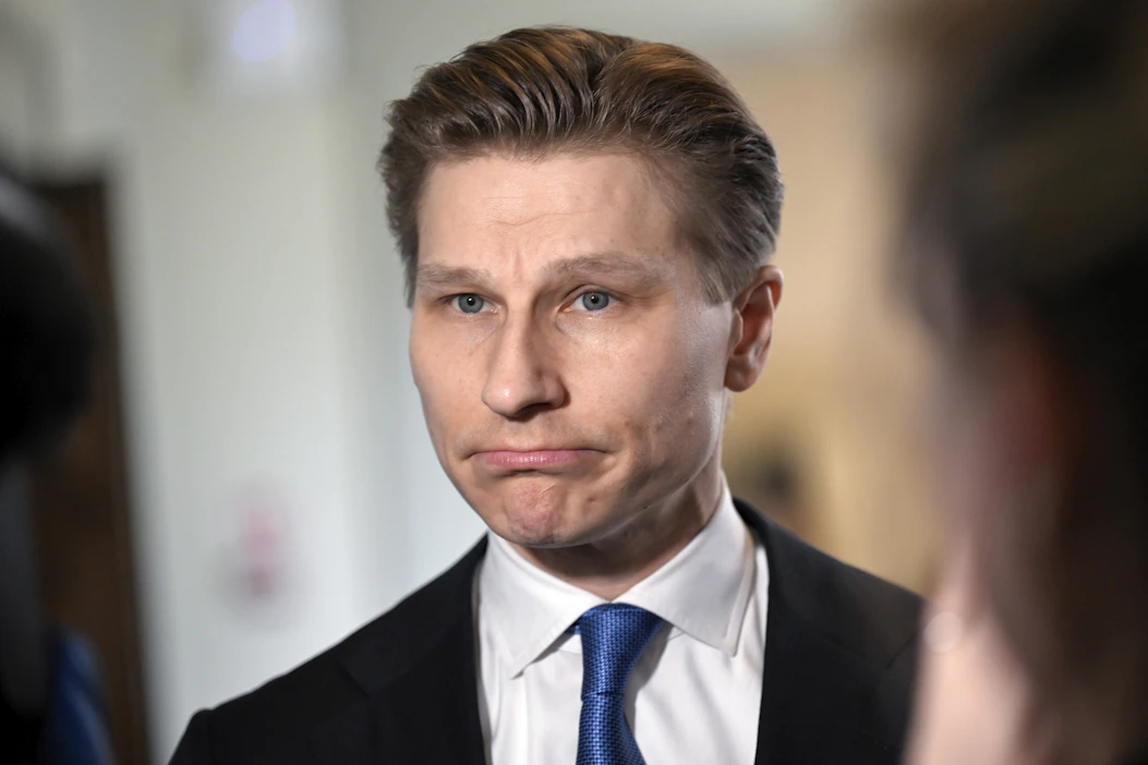 Puolustusministeri Antti Häkkänen kertoi sanoneensa, ettei droonien tulisi saapua Suomen tai muiden Nato-maiden alueille. EMMI KORHONEN / LEHTIKUVA.