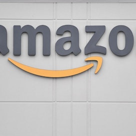 Tulosuutisista huolimatta Amazonin osakkeiden arvo laski yhtiön liikevaihdon jäätyä alle useiden ennusteiden. LEHTIKUVA / AFP