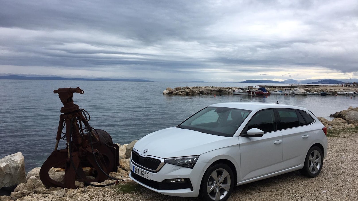 Scala muistuttaa enemmän farmariautoa kuin viistoperää.