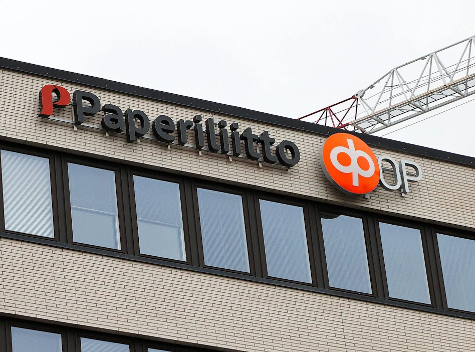 "Liitto käyttää vahvaa työehto-osaamistaan ja neuvottelutaitojaan jäsenistön hyväksi myös uudessa tilanteessa", korosti Paperiliiton hallitus maanantaina tiedotteessa.