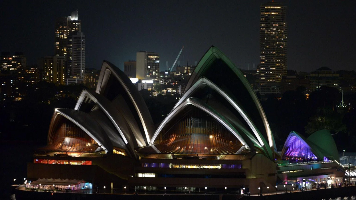 Earth Hour sai alkunsa Australian Sydneyssä vuonna 2007, ja seuraavana vuonna se kasvoi maailmanlaajuiseksi. LEHTIKUVA/AFP