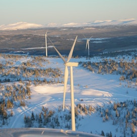 Ruotsalaisen OX2:n yksi lukuisista tuulimyllyalueista on Blekevaressa, Dorotean kunnassa Ruotsin sisäosissa Raahen korkeudella.