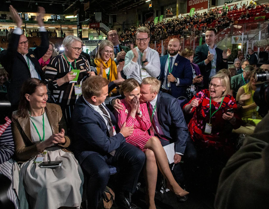 Katri Kulmuni valittiin keskustan puheenjohtajaksi 7.9.2019. Hän on vaarassa menettää asemansa 5.9.2020.