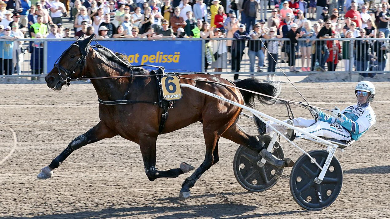 Propulsion ehti kilpaurallaan voittaa lukuisia suurkilpailuja. Kuvassa Örjan Kihlström laskettelee sillä Finlandia-ajon voittoon vuonna 2016.