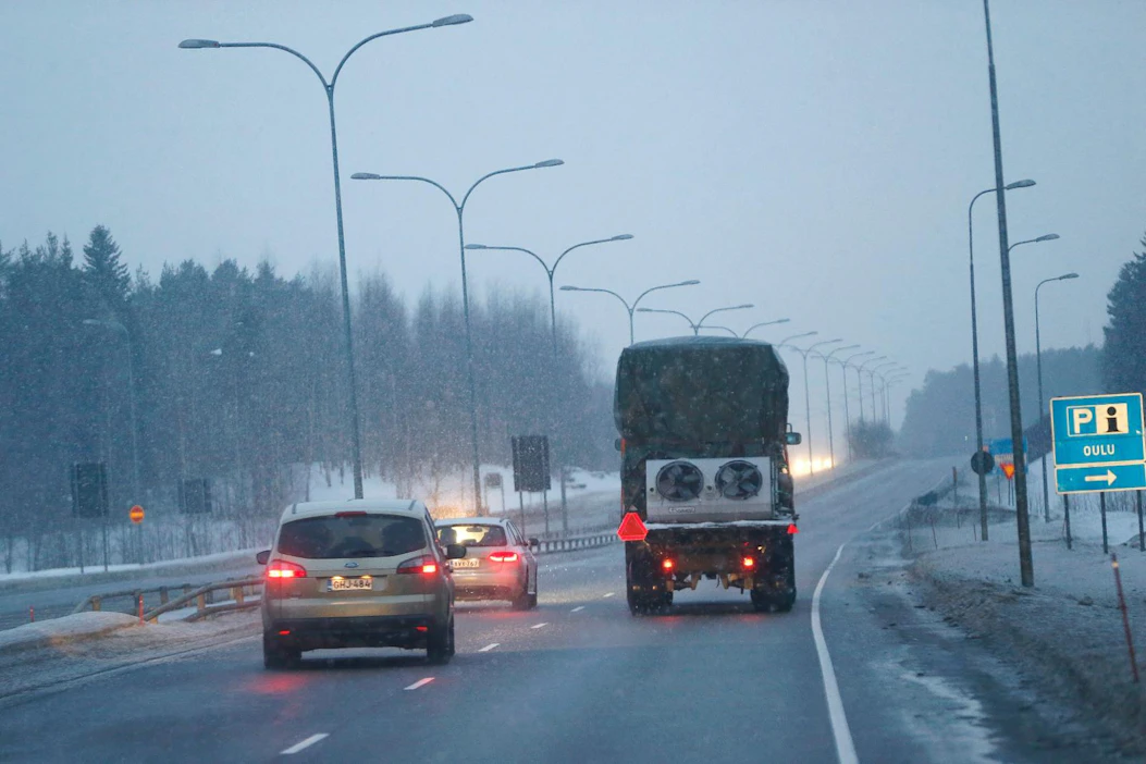 Muutto kaupunkien keskustoihin lisääntyy, kun autoilu kallistuu päästöjen vähennysten vuoksi, Autoliitossa arvioidaan.