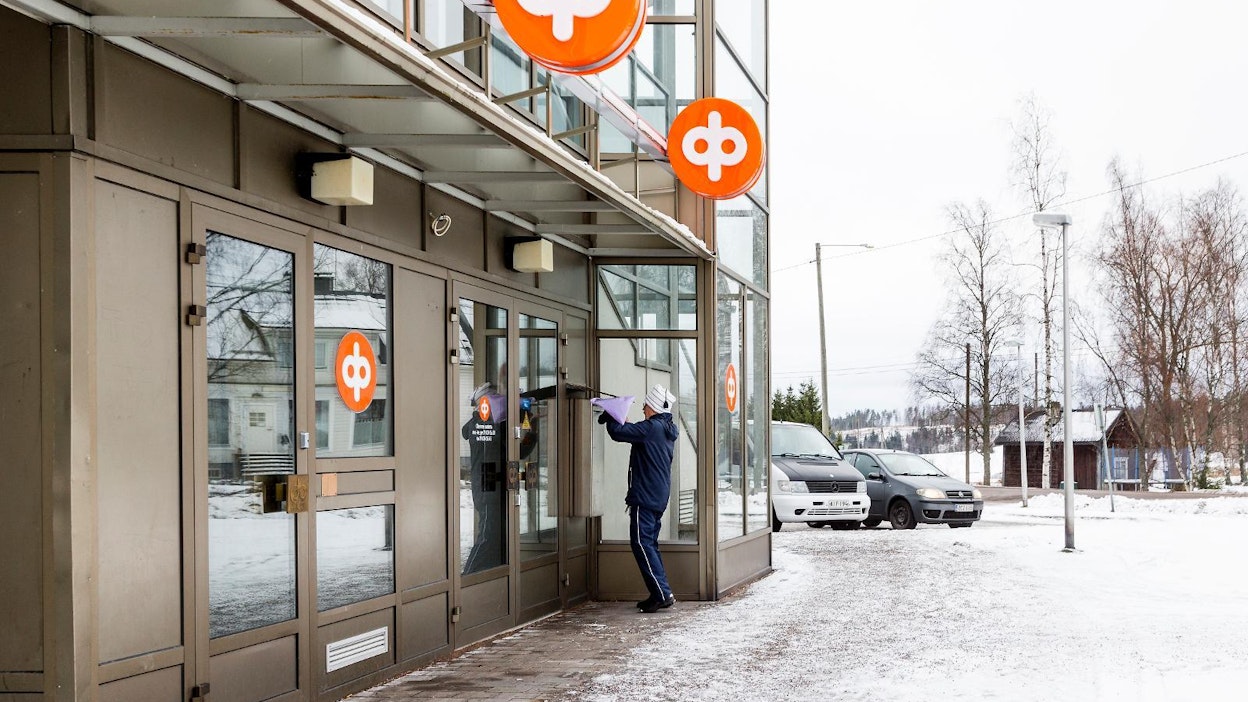 Osuuspankki automatisoi kesäkuussa opintolainahakemusten käsittelyn. Ihminen puuttuu prosessiin vain, jos asiakkaan antamien tietojen kriteerit eivät täyty.