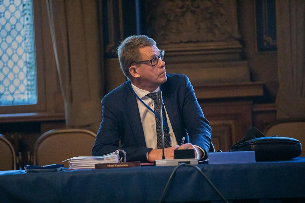 Hallituspuolueiden puheenjohtajien ja valtiovarainministeri Matti Vanhasen (kesk.) on tarkoitus rukata kokonaisuus sellaiseksi, että sitä voi koko hallituksen kesken käsitellä. LEHTIKUVA / HANDOUT / LAURI HEIKKINEN