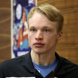 Iivo Niskanen hiihti eilen kultaa miesten 15 kilometrin perinteisellä matkalla Lahdessa. LEHTIKUVA / MARKKU ULANDER
