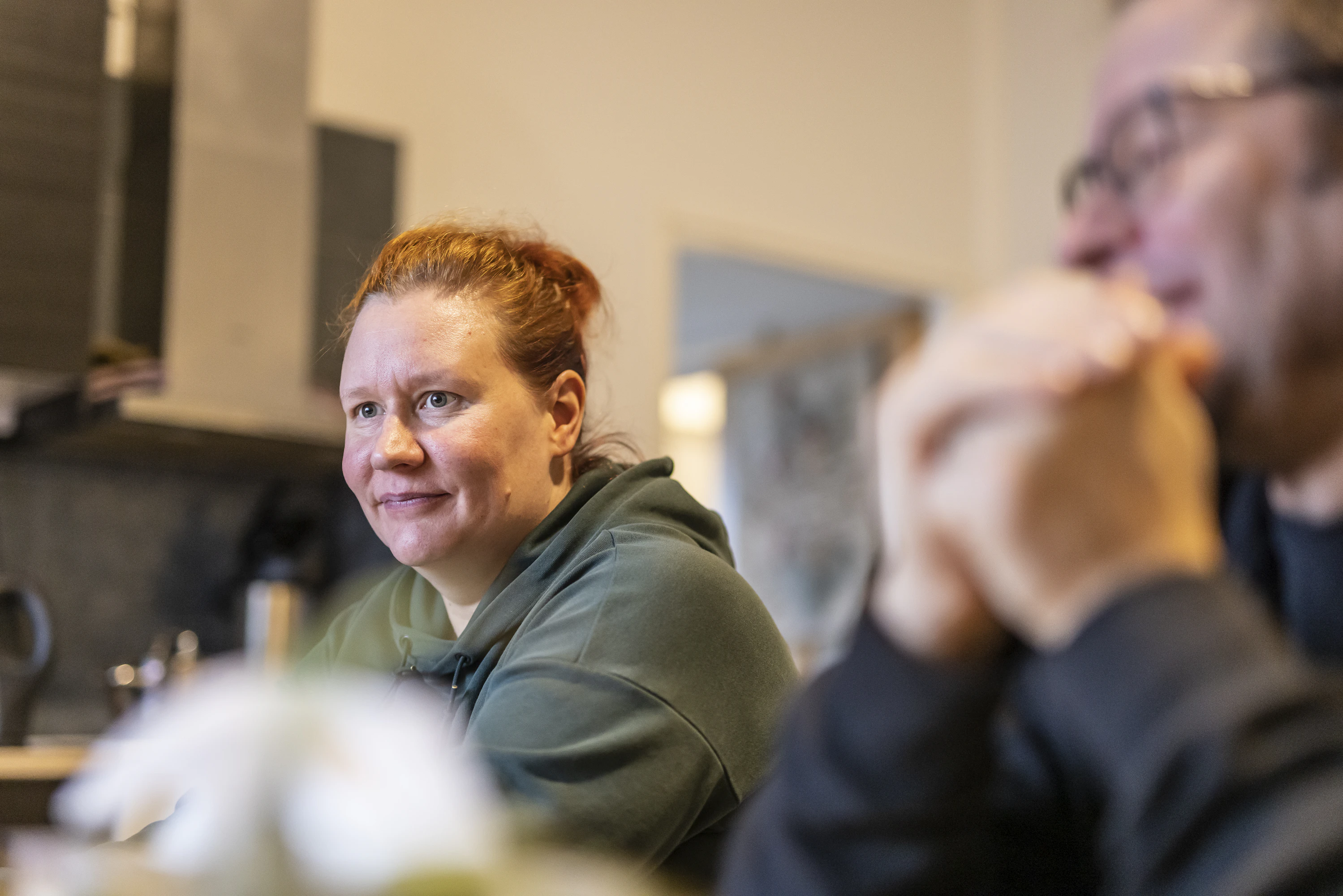 Kuorttisen luomukanalan väki katsoo varovaisen toiveikkaasti tulevaan. Suunnitteilla on myös rakentamista, kunhan kassa vahvistuu salmonellaepäilyä seuranneen kriisin jäljiltä, kertovat Kaisa ja Janne Rautakannel.