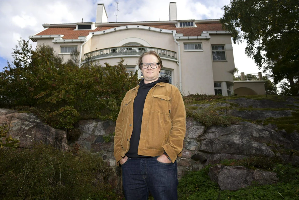 Arthur Franckin ohjaama dokumentti Pesänlikaajat valottaa 40 vuotta sitten ilmestyneen Tamminiemen pesäjakajat -kohukirjan julkaisua ja sen seurauksia.