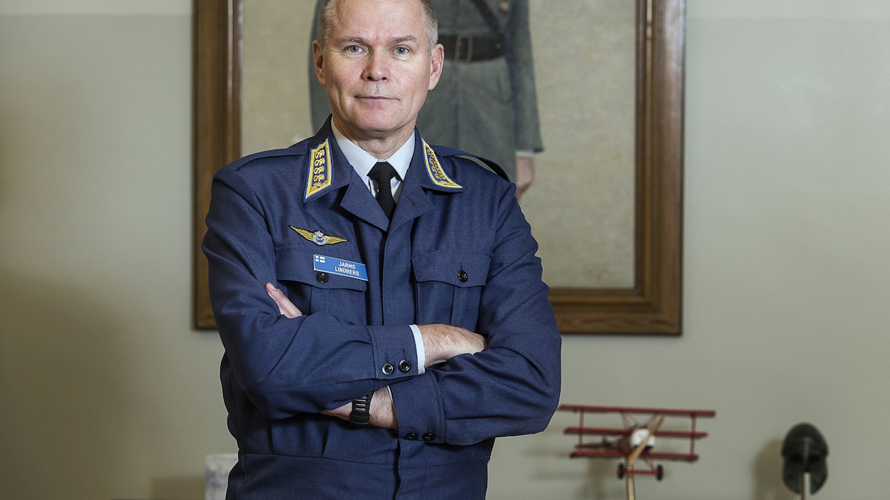 Entinen ilmavoimien komentaja uskoo sodan Ukrainassa jatkuvan vielä pitkään. Arkistokuva.