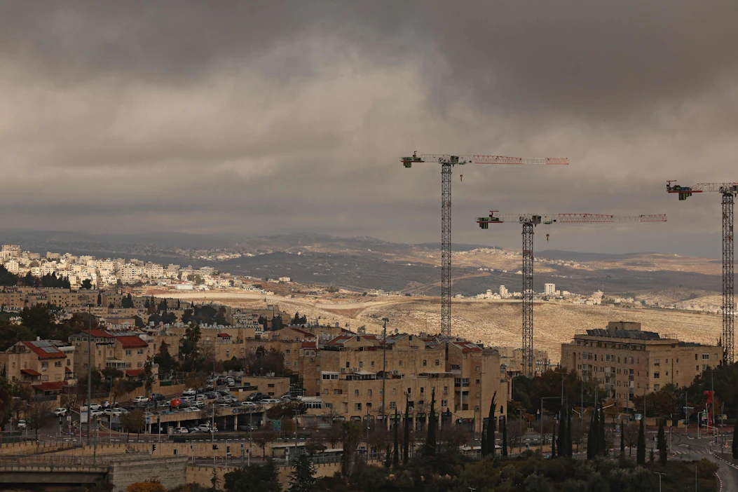 Lapset löysivät luita Jerusalemin Pisgat Ze'evin läheisestä metsästä. Arkistokuva alueelta. LEHTIKUVA/AFP.