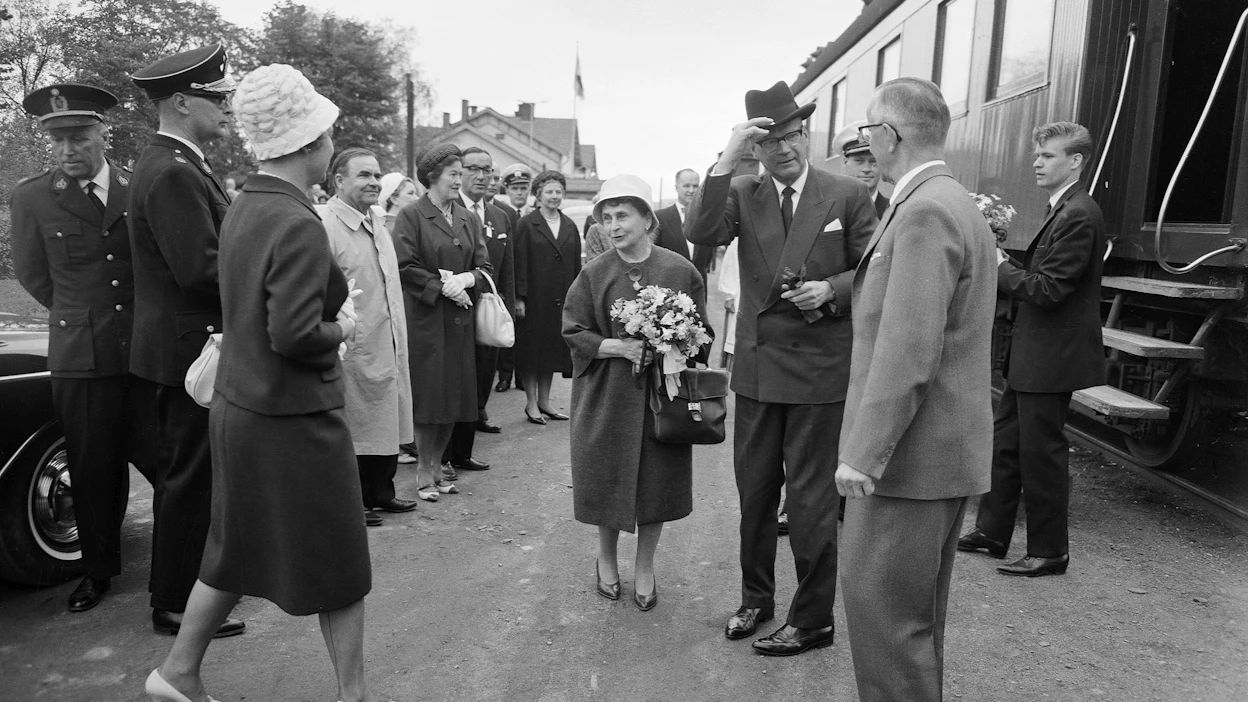 MTK:n liittokokous järjestettiin 1962 Joensuussa. Tasavallan presidentti Urho Kekkonen ja rouva Sylvi Kekkonen saapuivat junalla suurjuhlaan. Presidenttiparia oli vastaanottamassa myös MTK:n puheenjohtaja Veikko Ihamuotila.