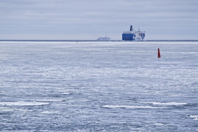 Talvista merimaisemaa Suomenlahdella. Kuvituskuva.
