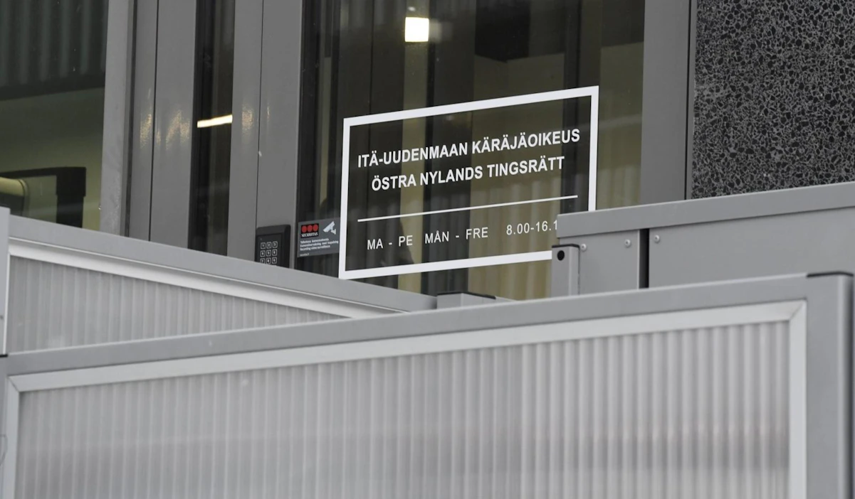 Käräjäoikeus määräsi 24-vuotiaan miehen aiemmin mielentilatutkimukseen. LEHTIKUVA / HEIKKI SAUKKOMAA