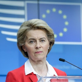 EU-komission puheenjohtajan Ursula von der Leyenin mukaan komissio aikoo tarjota lainoja niille jäsenmaille, jotka tarvitsevat niitä työpaikkojen säilyttämiseen.