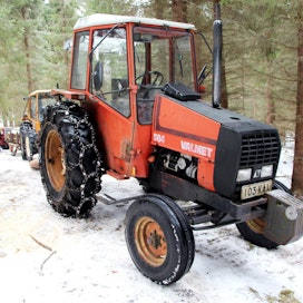 Valmet 504 valmistettiin vuosina 1982–85 Suolahdessa Suomessa.