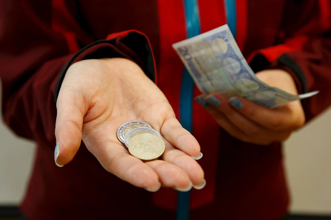 Ylivelkaantuneiden velkataakka on kasvanut kymmenen prosenttia neljässä vuodessa.