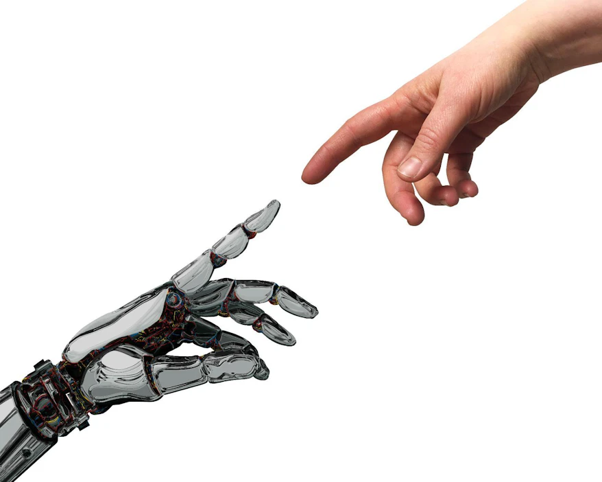 Maa- ja metsätalous ovat olleet edelläkävijöitä automaation kehittämisessä. Robotit rymistelevät niihin yhä vimmatummin.