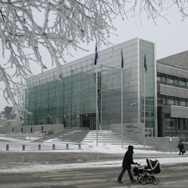 Agronomeja valmistuu Helsingin yliopiston maatalous- ja metsätieteellisestä tiedekunnasta. Kuvassa Viikin biokeskus, jossa osa tiedekunnan laitoksista toimii.