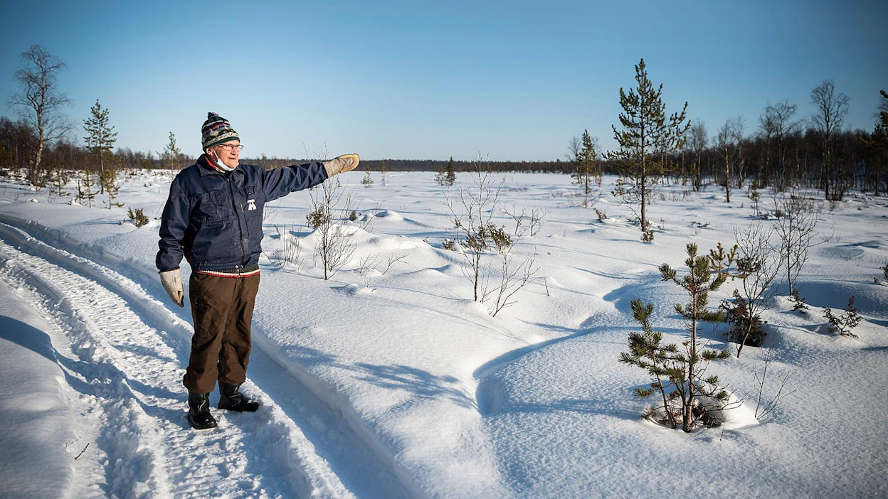 Aimo Kakkinen kairasi koenäytteitä laajalta alueelta Soklin ympäristöstä 1970-luvulla. Hän työskenteli tuolloin Rautaruukin koerikastustoiminnassa.