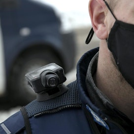 Poliisihallitus on antanut poliiseille parikymmensivuisen ohjeen poliisitehtävien kuvaamisesta haalarikameralla tai muulla teknisellä laitteella.