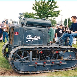 Clayton-ketjuratatraktoria valmistettiin vuosina 1916-28 Lincolnissa, Englannissa.