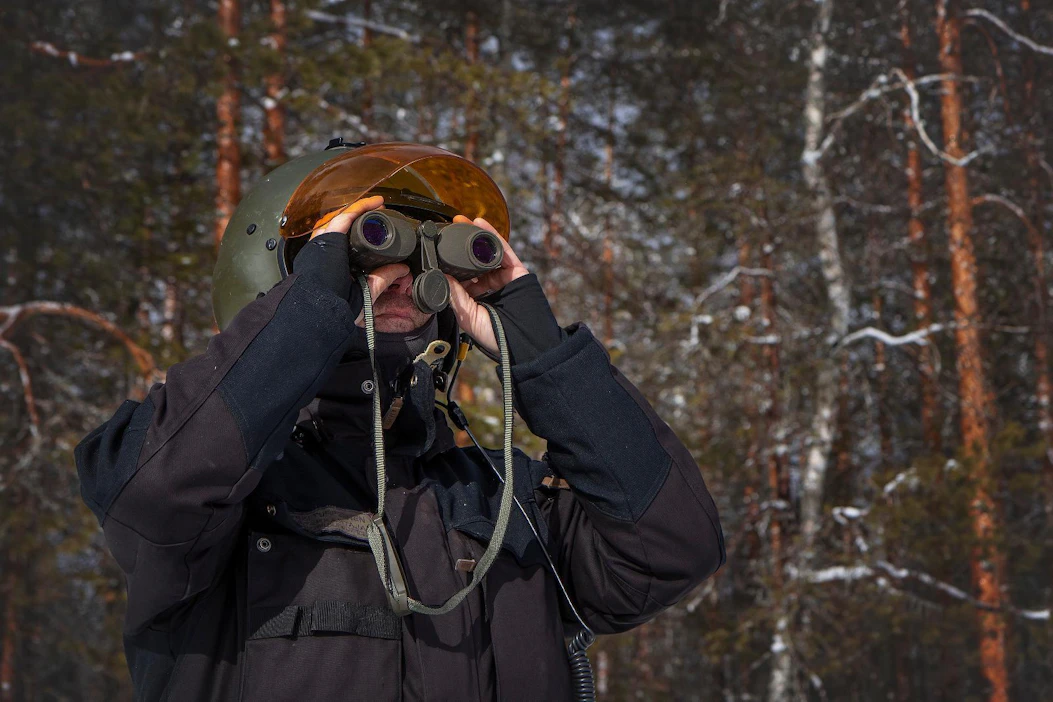 Vaikka tutkinta ja syytteet karhun ravintohoukuttimeen liittyvissä tapauksissa lähtevät useimmiten liikkeelle törkeästä teosta, on näitä tuomittu törkeänä hyvin harvoin. Kuvituskuva erävalvonnasta
