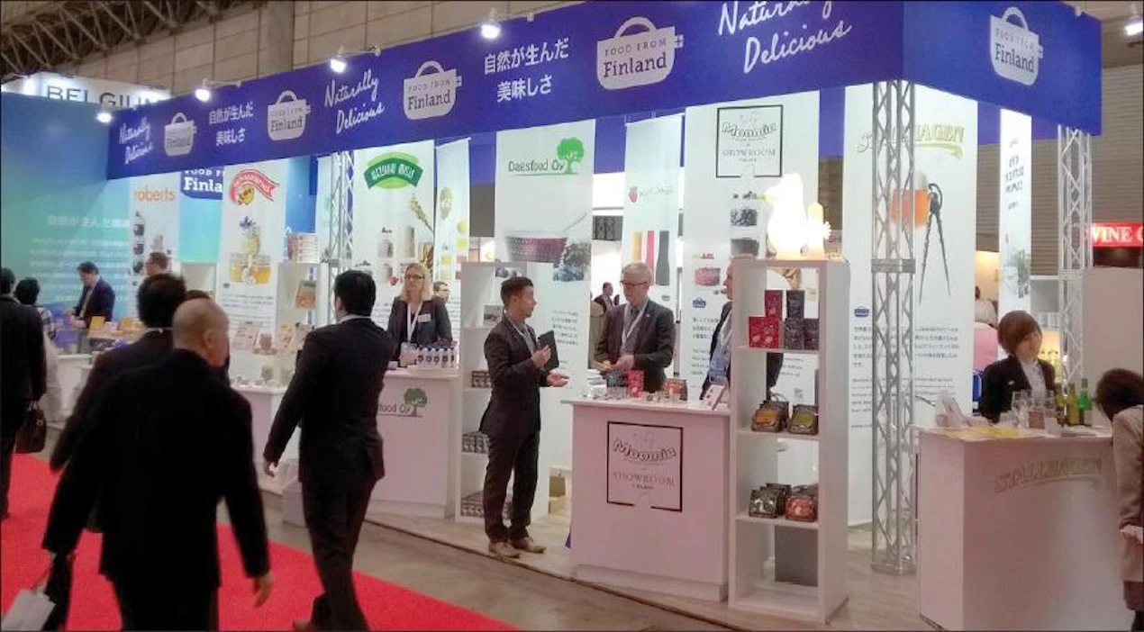 Maaliskuussa Japanissa järjestetyillä Foodex-messuilla oli mukana Hunajainen SAM Oy:n lisäksi joukko muitakin suomalaisyrityksiä. Esa wrang