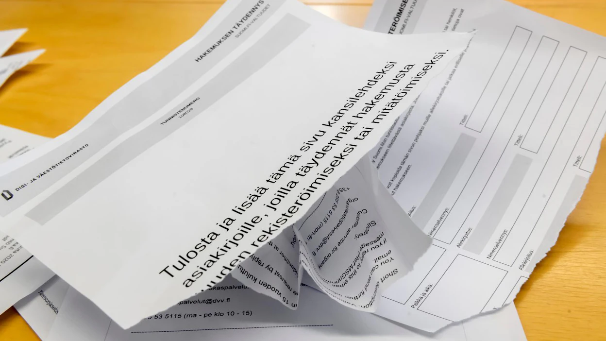 Yhtymän sähköisten asiointioikeuksien hankkimisesta on tullut monelle melkoisen raskas paperisota.