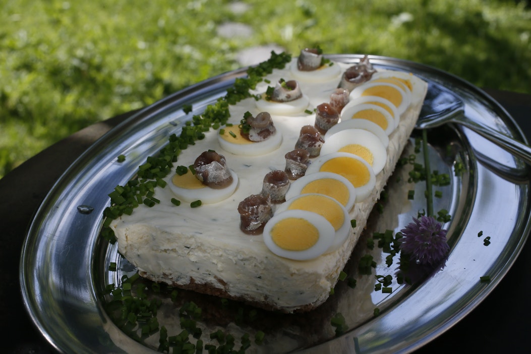 Pihajuhlia suunnittelevien kannattaa varautua sadekuuroihin viikonloppuna.