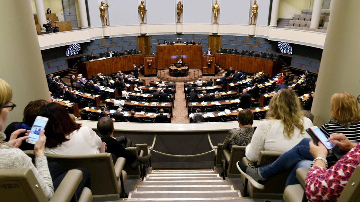 Taloustutkimus haastatteli lähes 3 000 ihmistä 1.–28. marraskuuta.