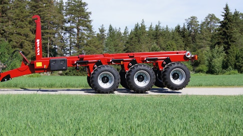 Liukukoukulla varustettu kolmeakselinen Metaka-koukkulavavaunu. 