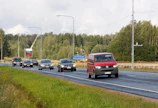 Tiedotteessa ajotaidoistaan jo hiukan epävarmoja neuvotaan välttämään esimerkiksi ruuhka-aikoja.
