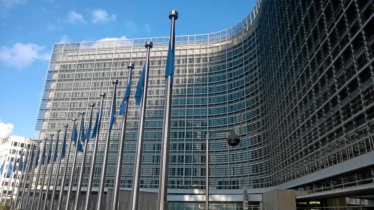 Berlaymont , EU-komissio , komissio , Bryssel , EU
Berlaymont on Belgian pääkaupungissa Brysselissä sijaitseva Euroopan komission päärakennus