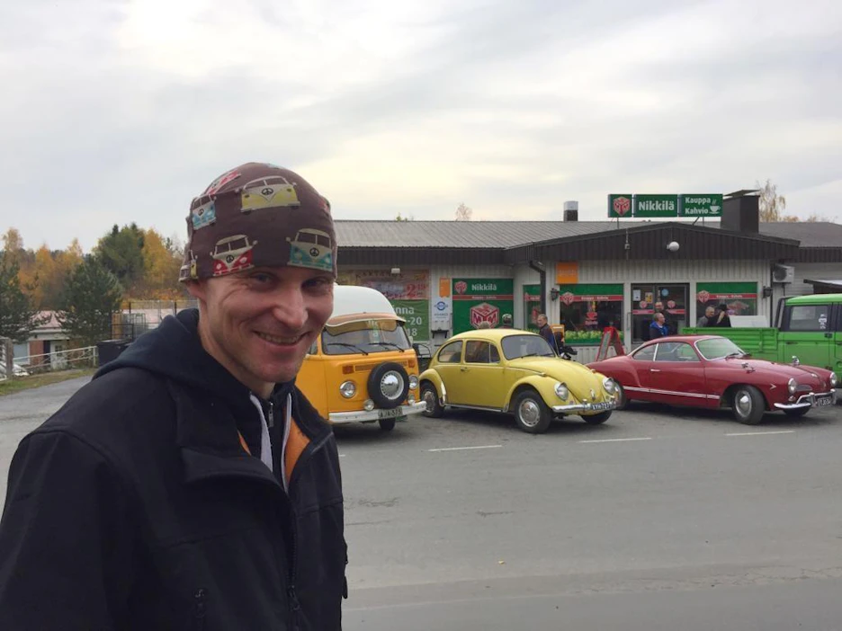 Kauppias Marko Nikkilä kertoo, että Sahalahdella iloitaan eurojackpot-arvonnasta. Voittoisa rivi pelattiin Kyläkauppa Nikkilässä.
