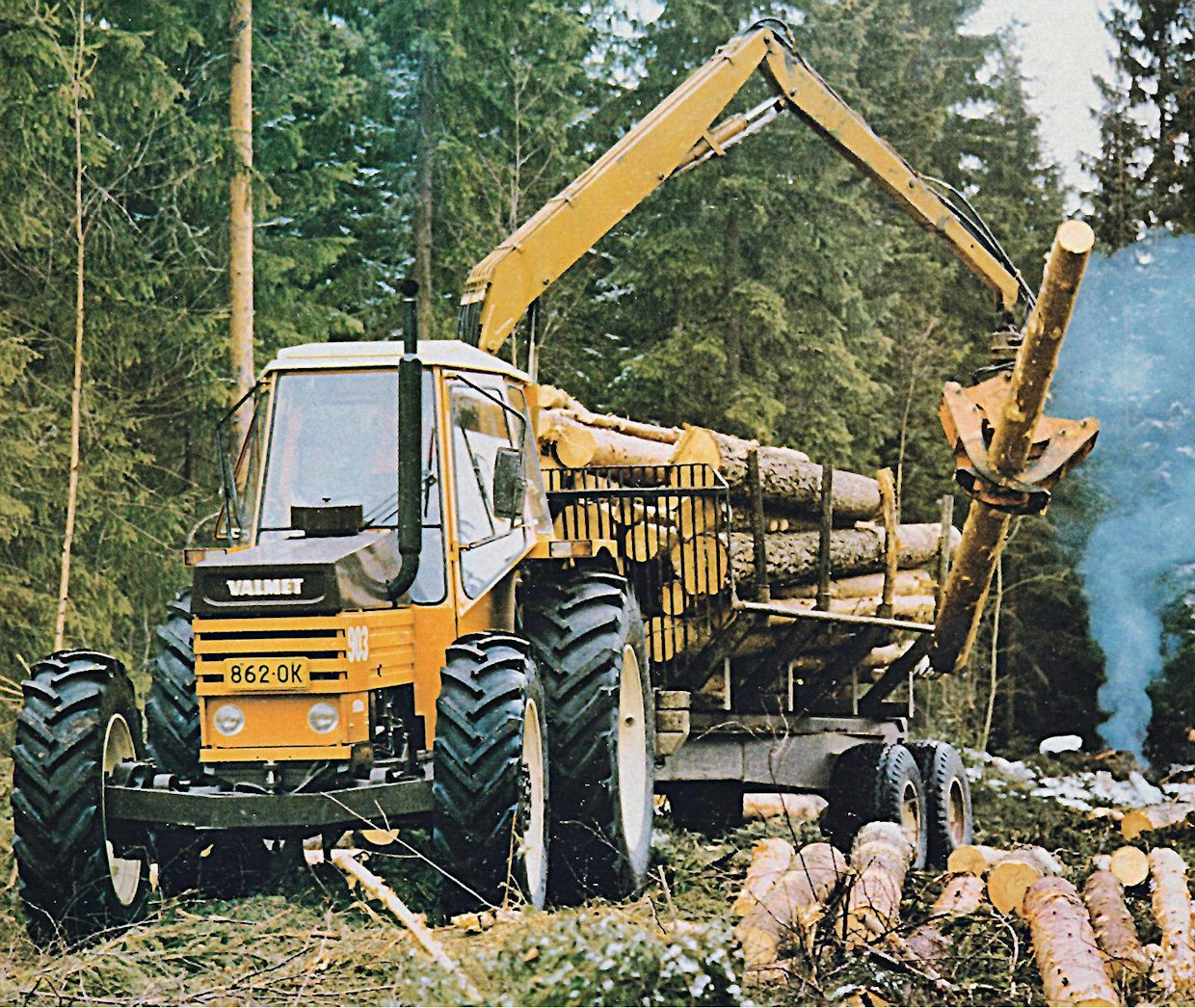 Sarjan tehokkain malli oli vuoteen 1980 asti Valmet 1102 ja Hi-Tracilla varustettu 1103. Teli-Valmet 1502 oli vielä tuotannossa, nyt 6-pyörävetoisena, mutta sen rooli oli tuolloin jo merkityksetön. 1103:n seuraava versio 1203 varustettiin Comprex-paineaaltoahtimella, jolla päästiin eroon tuon ajan turboille tyypillisestä viiveestä ja sitkeyttä saatiin alhaisillekin kierroksille. Voimansiirroltaan huomattavasti muita nelos-Valmeteja jykevämmät 1102/1103 ja 1203 olivat suosittuja rahtitraktoreita, nopea ajovoimanotto toimi hyvin vetävän perävaunun kanssa. Nelivetokin oli muita malleja jämäkämpi, saksalaisen NAF-akselin luvattiin kestävän kuormitusta 7 tonniin asti.