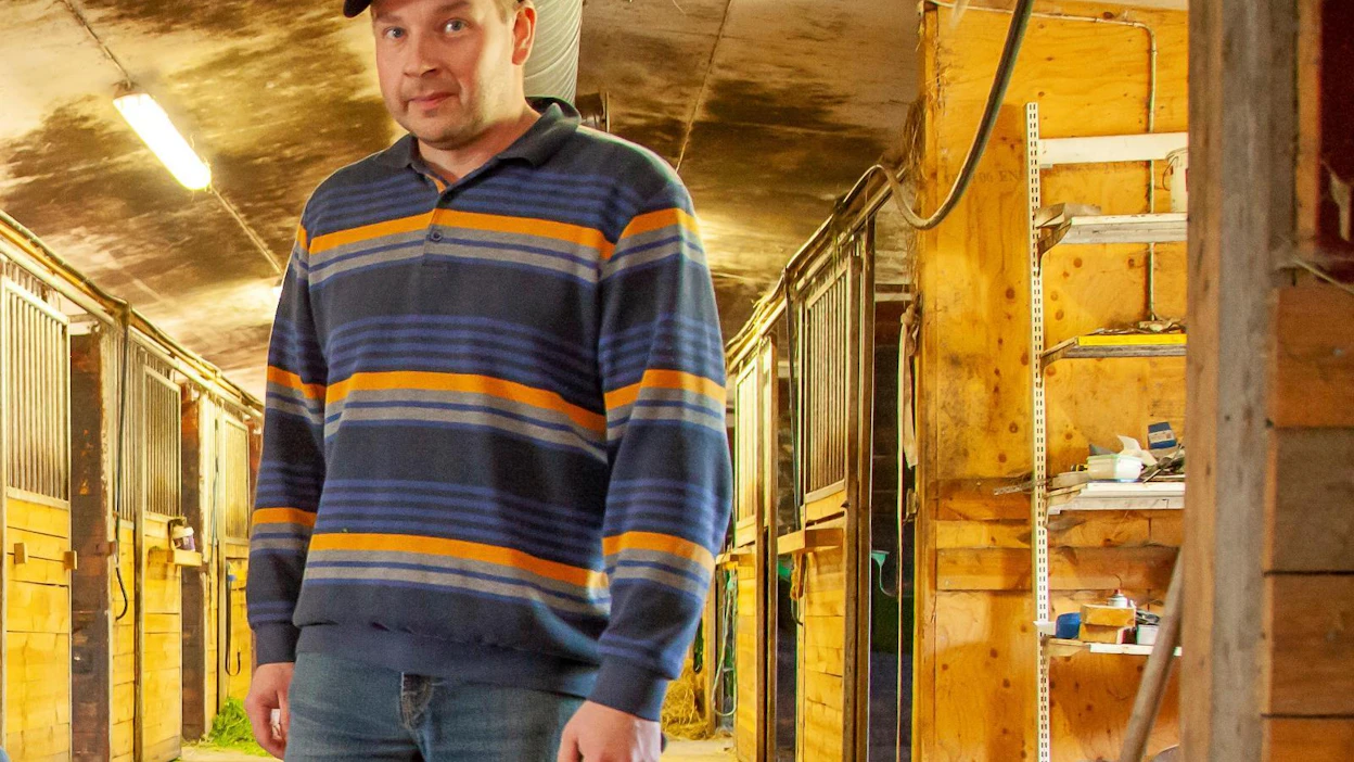Markus Pulkkinen on keskittynyt viime vuosina erityisesti nuorten hevosten valmennukseen.