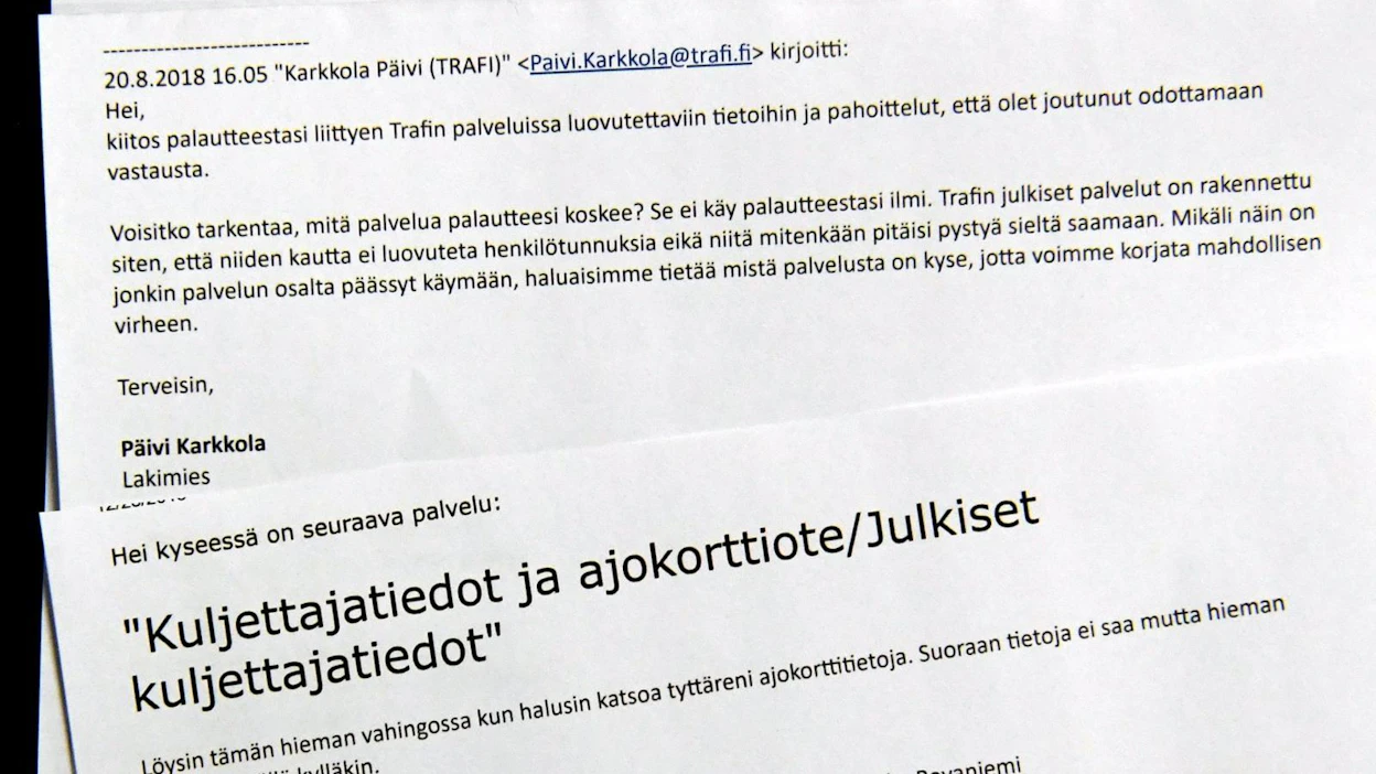 Tavallinen kansalainen lähetti Trafille sähköpostiviestejä ajokorttipalvelun ongelmista jo elokuussa. Palvelu suljettiin joulukuussa.